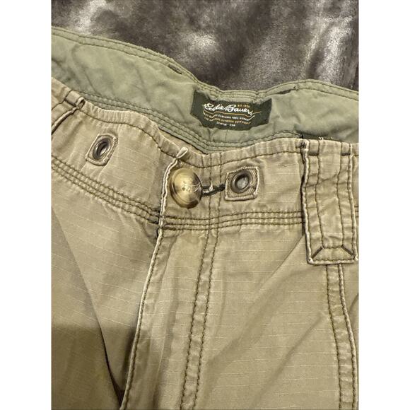 Eddie Bauer-Womens Cargo Crop Lightweight Pants-Size 12 Tall-Olive Green - Picture 7 of 14